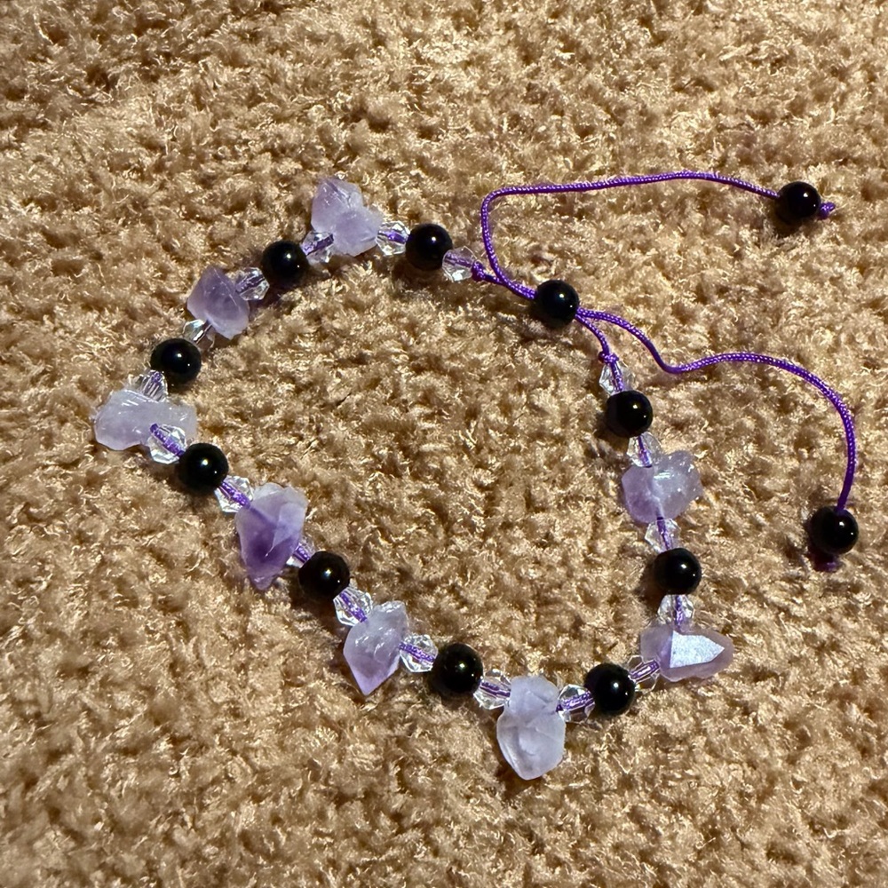 Handmade Amethyst Chip & Black Bead Adjustable Bracelet